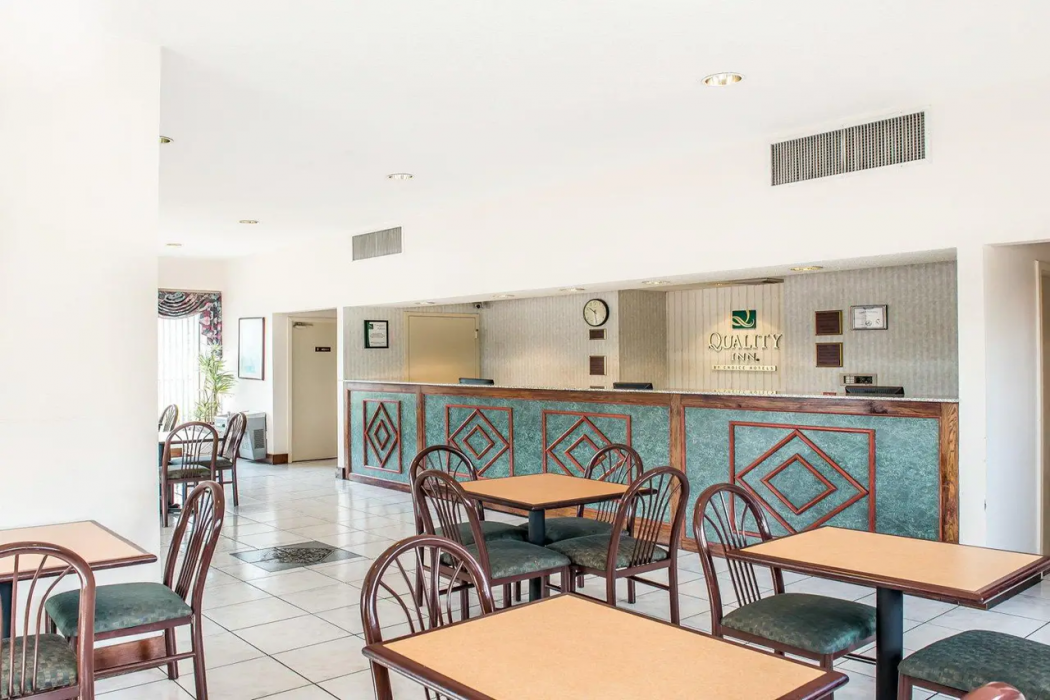 Quality Inn Marianna 10/26
