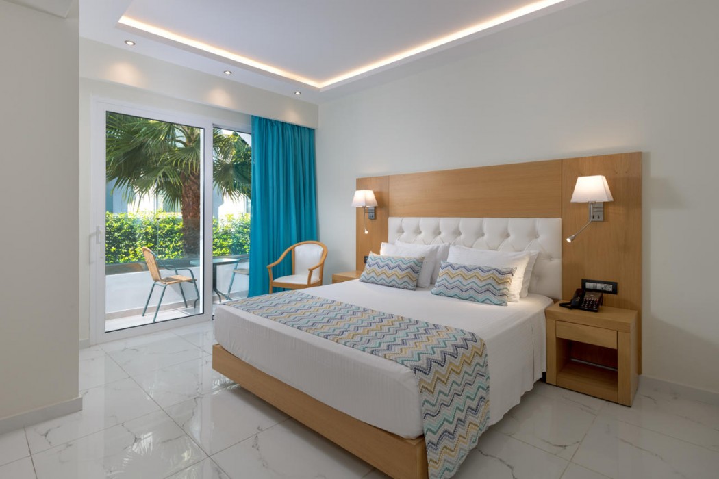 Oceanis Park Hotel 34/88