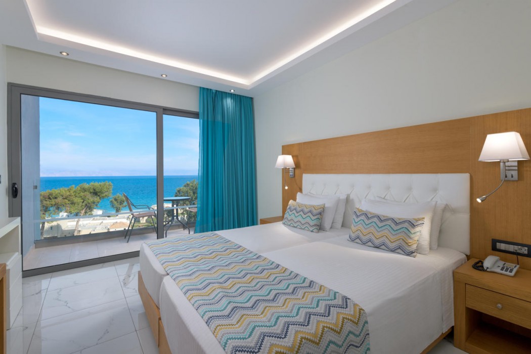 Oceanis Park Hotel 30/88
