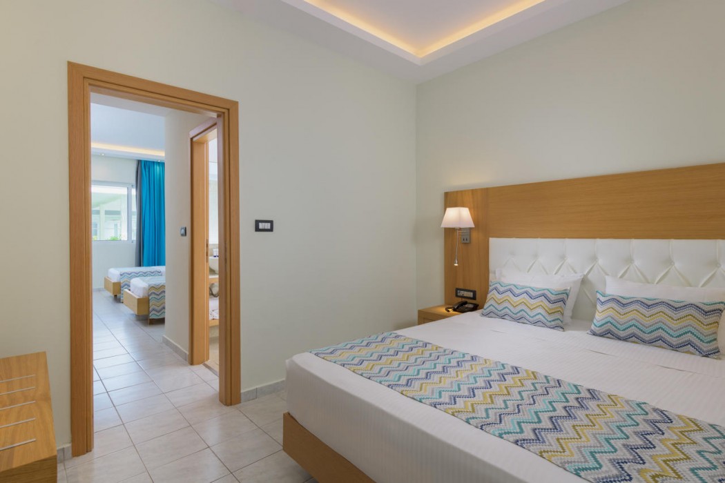 Oceanis Park Hotel 23/88