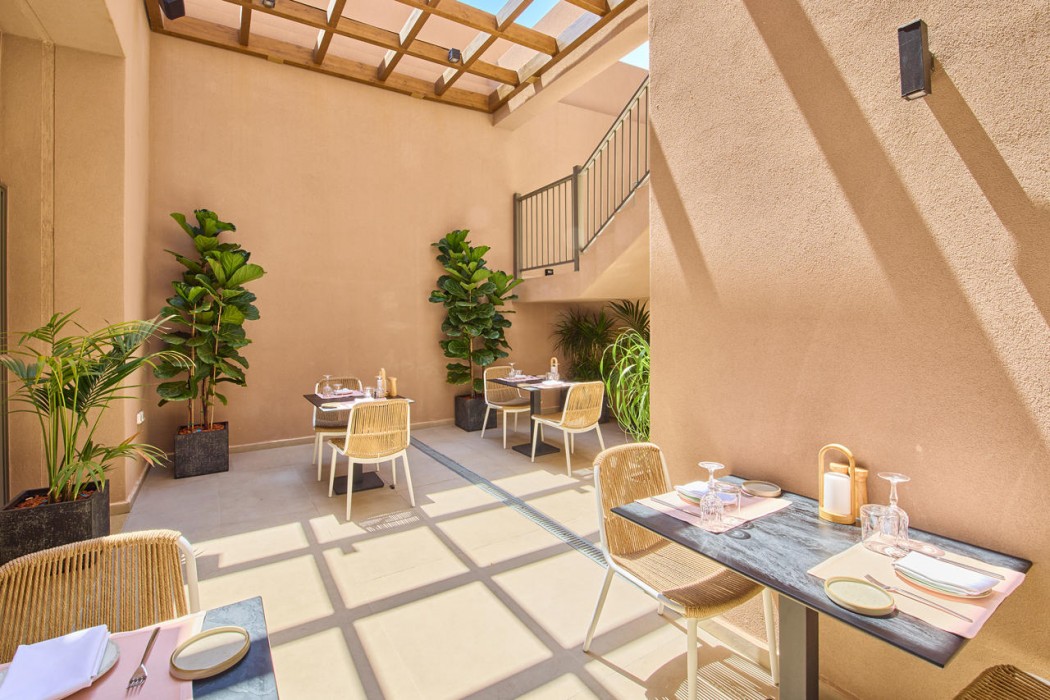 Paralos Venus Suites - Adults Only 69/87