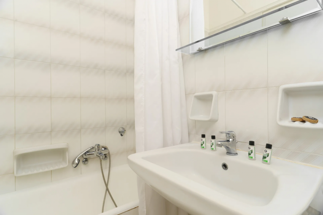 Eleana Hotel by GHH 9/40