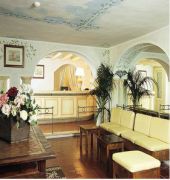 COLONNA BEACH RESIDENCE 4/24