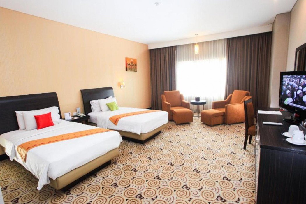 Swiss-Belhotel Kendari 12/70