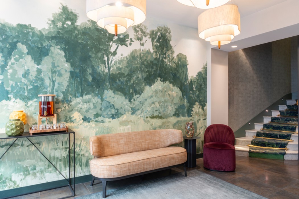 Lobby at Hotel Brittany Opera, PARIS