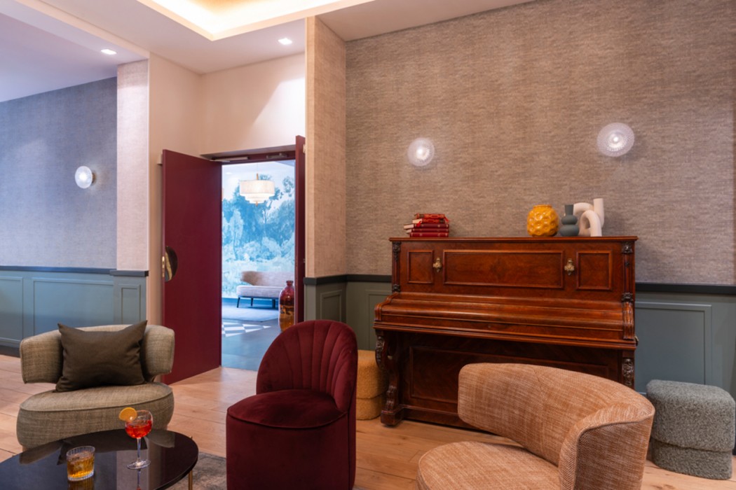 Lobby at Hotel Brittany Opera, PARIS