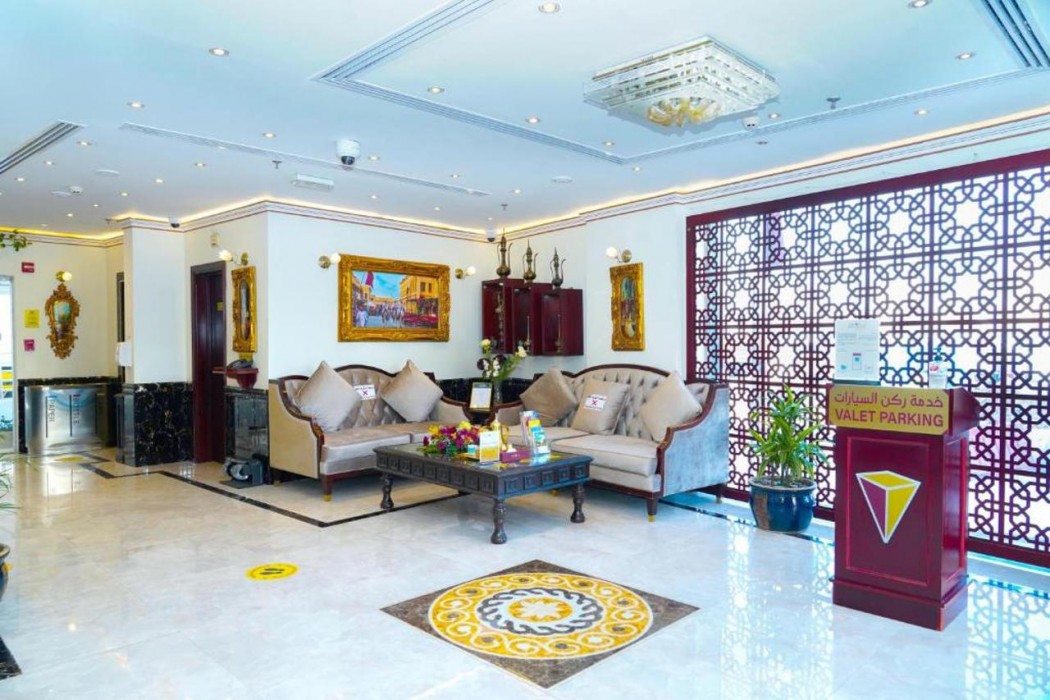 La Villa Palace Hotel 3/18