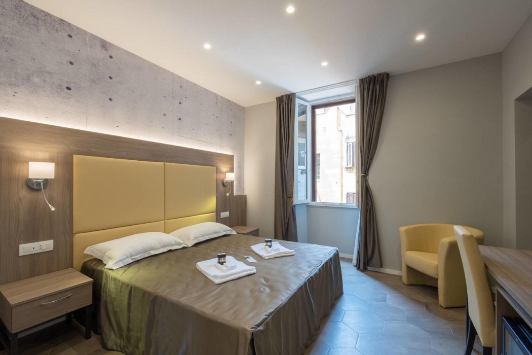 Bramble Luxury Suites 19/85