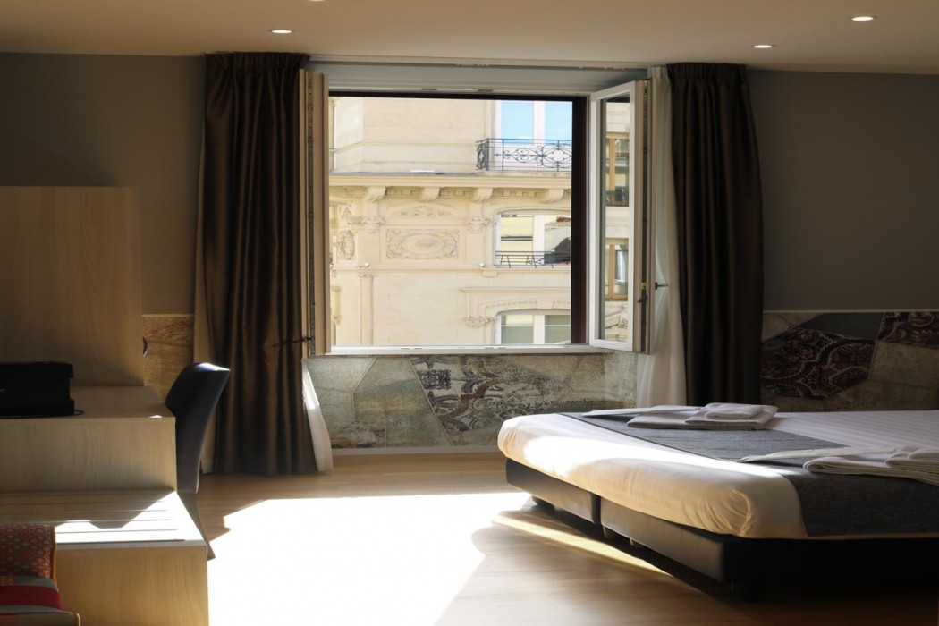 Bramble Luxury Suites 16/85