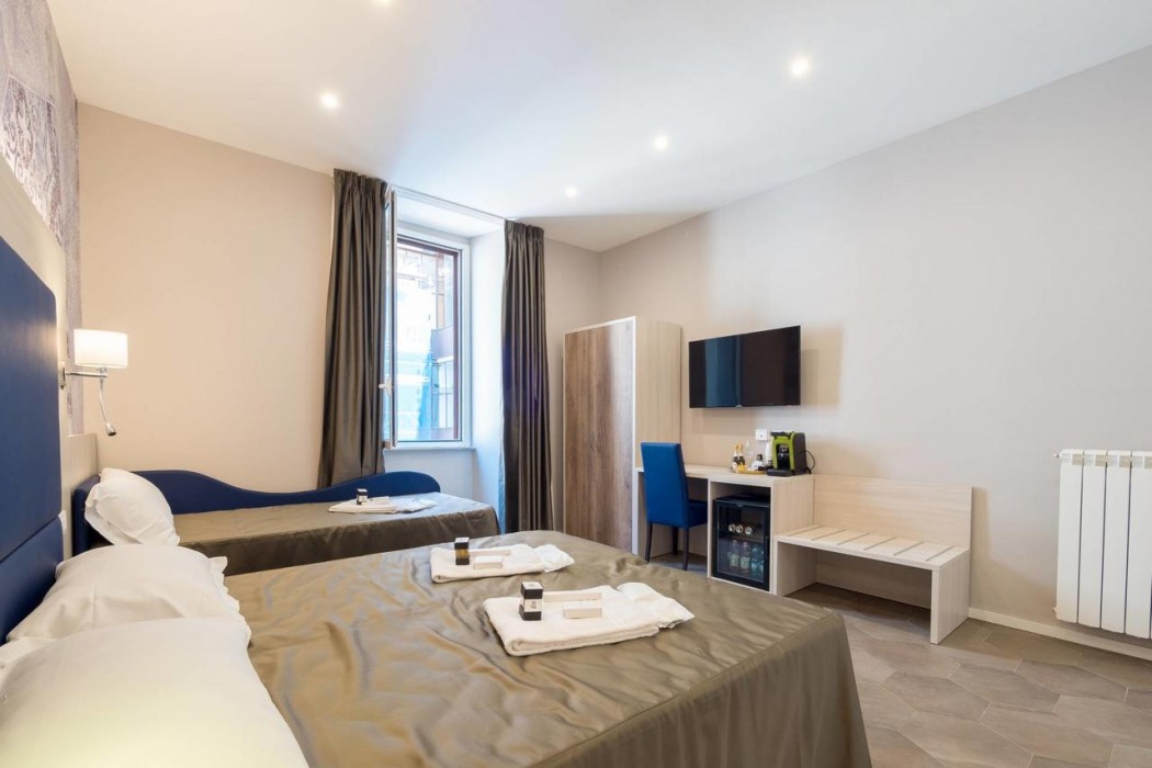 Bramble Luxury Suites 15/85