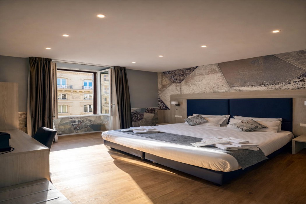 Bramble Luxury Suites 36/85