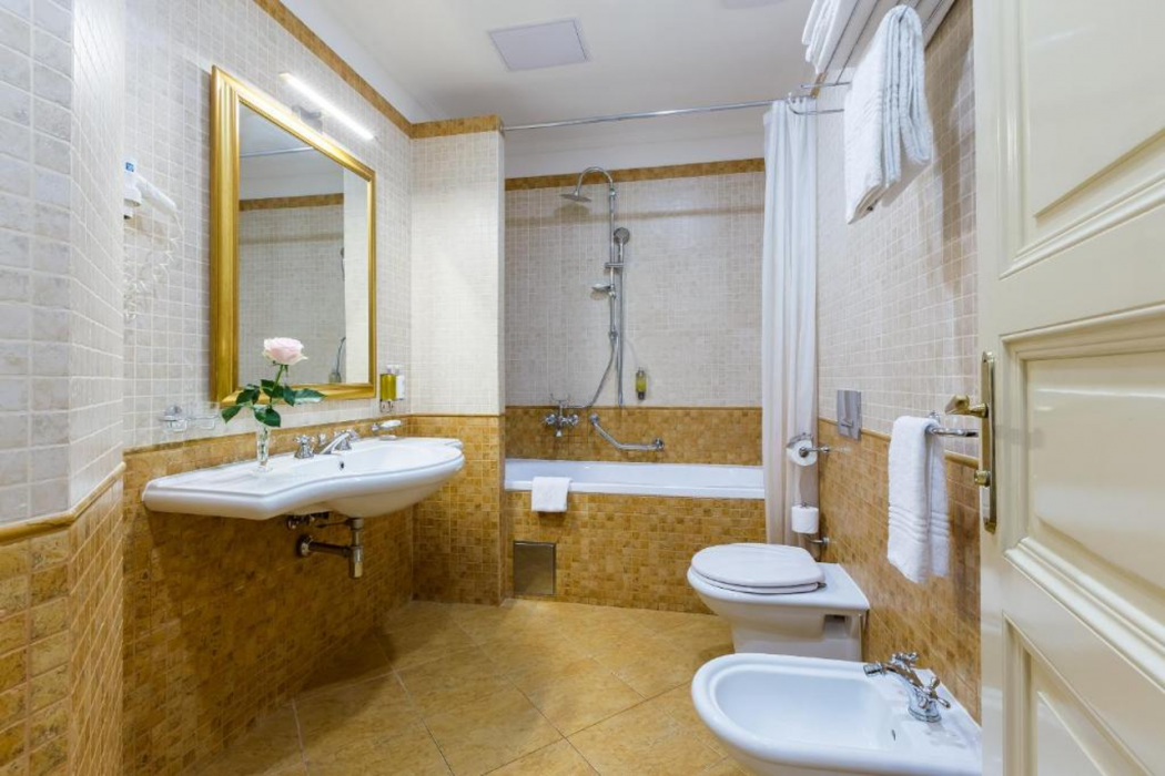 Caruso Old Town Hotel 48/77