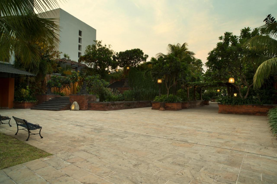 Bumi Surabaya City Resort 6/46