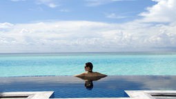 ANANTARA OVER WATER POOL SUITE-Transfer Included