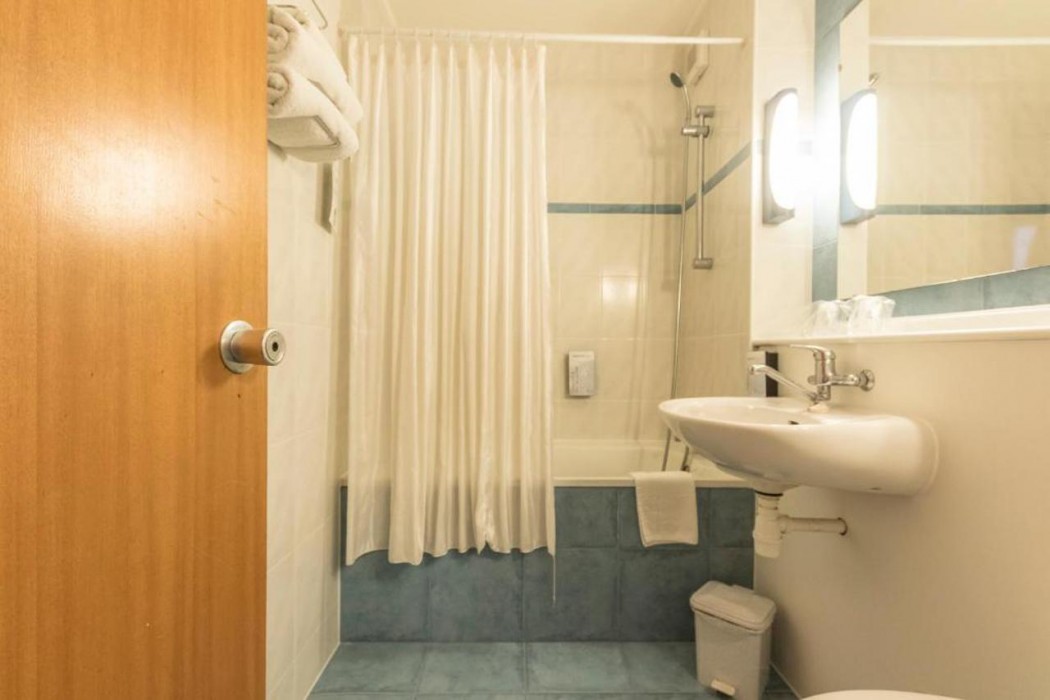 Hotel Campanile Lisbon South Setubal 9/56