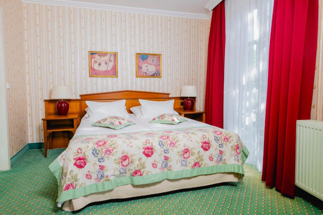TOP Hotel am Schlosspark 11/54