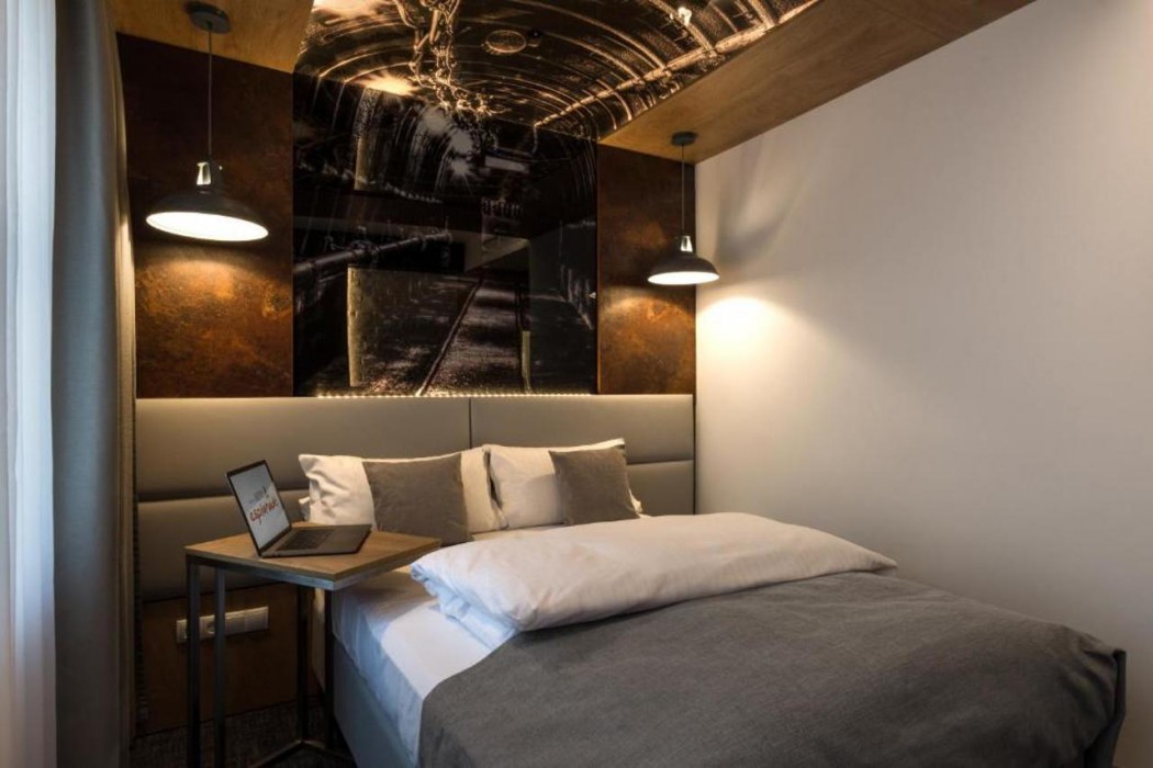 Hotel Esplanade Dortmund 10/68