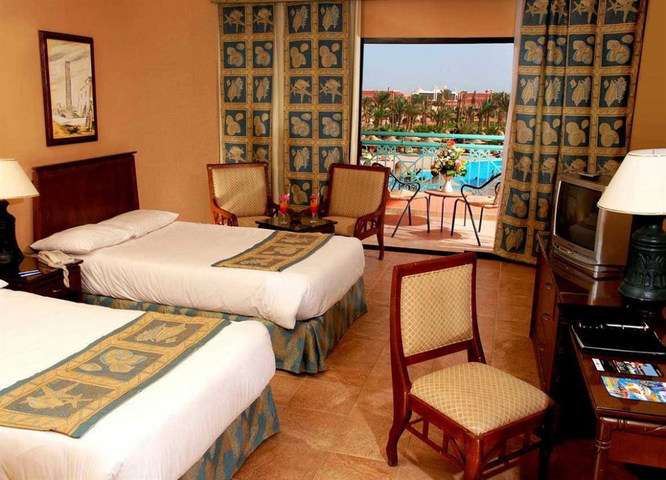 Parrotel Aqua Park Resort 8/55