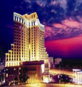 Sanya Baohong Hotel 1/23