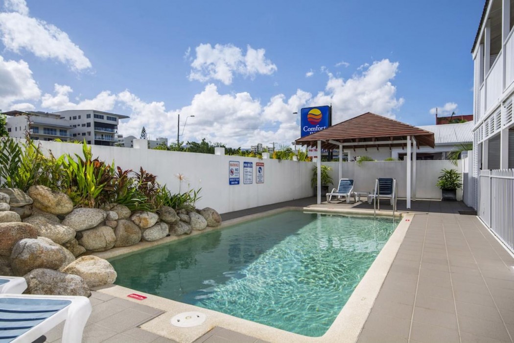 Comfort Inn Cairns City 11/18