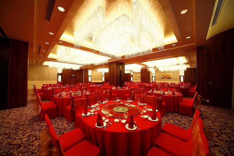 Wuxi Jinling Hotel 24/40