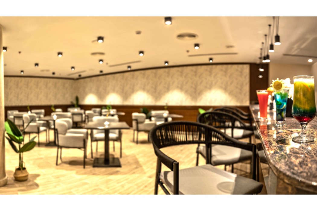 Invidia Coral Beach Tiran 114/137
