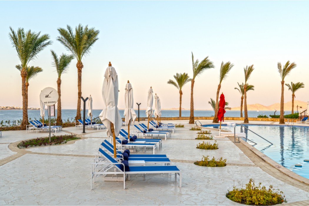 Invidia Coral Beach Tiran 77/137