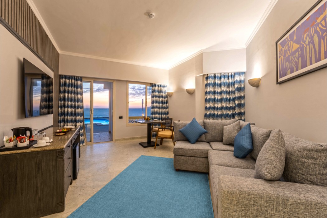 Invidia Coral Beach Tiran 37/137