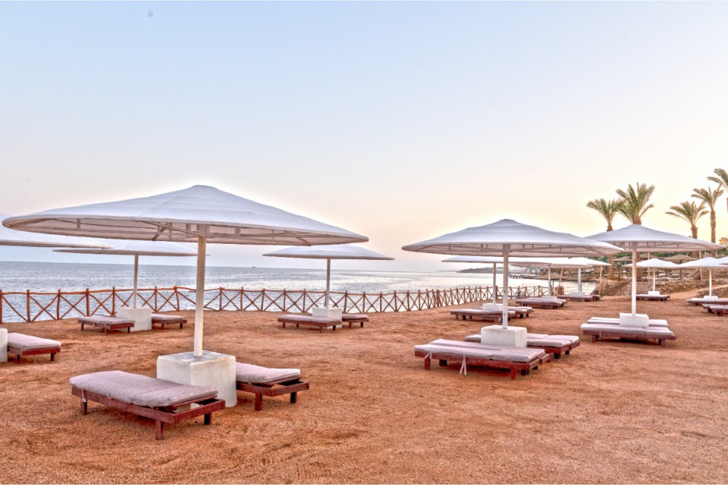 Invidia Coral Beach Tiran 64/137