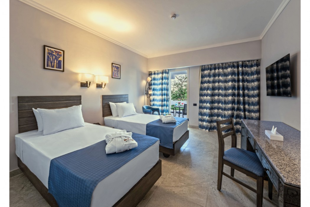 Invidia Coral Beach Tiran 28/137