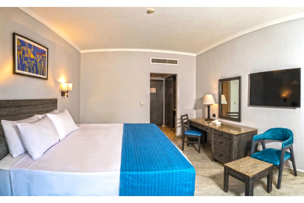 Invidia Coral Beach Tiran 22/137