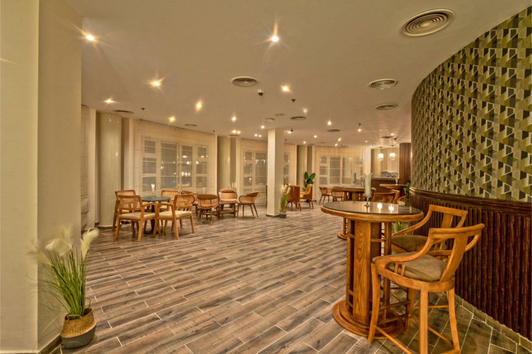 Invidia Coral Beach Tiran 111/137