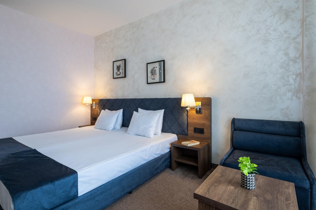 Flamingo Beach Hotel 14/63