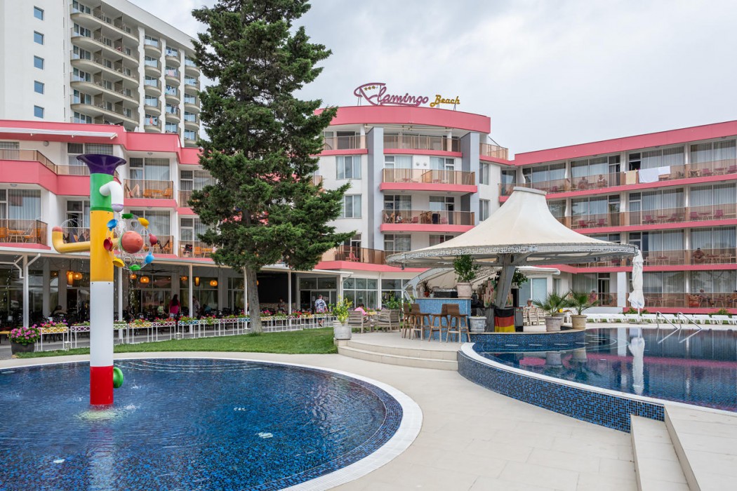 Flamingo Beach Hotel 26/63