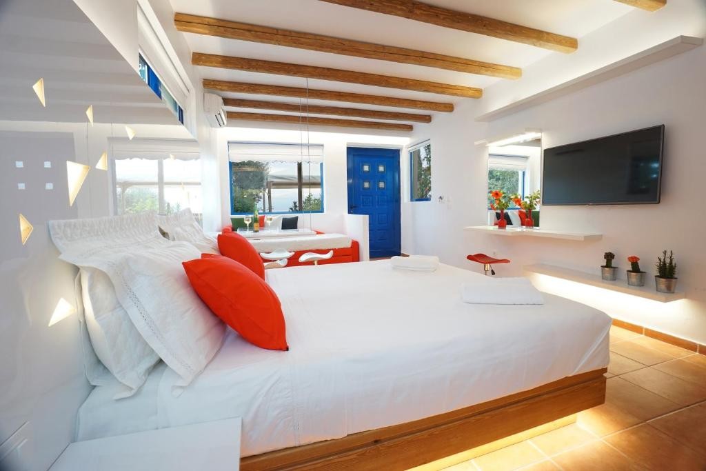 Felix Residence 8/66