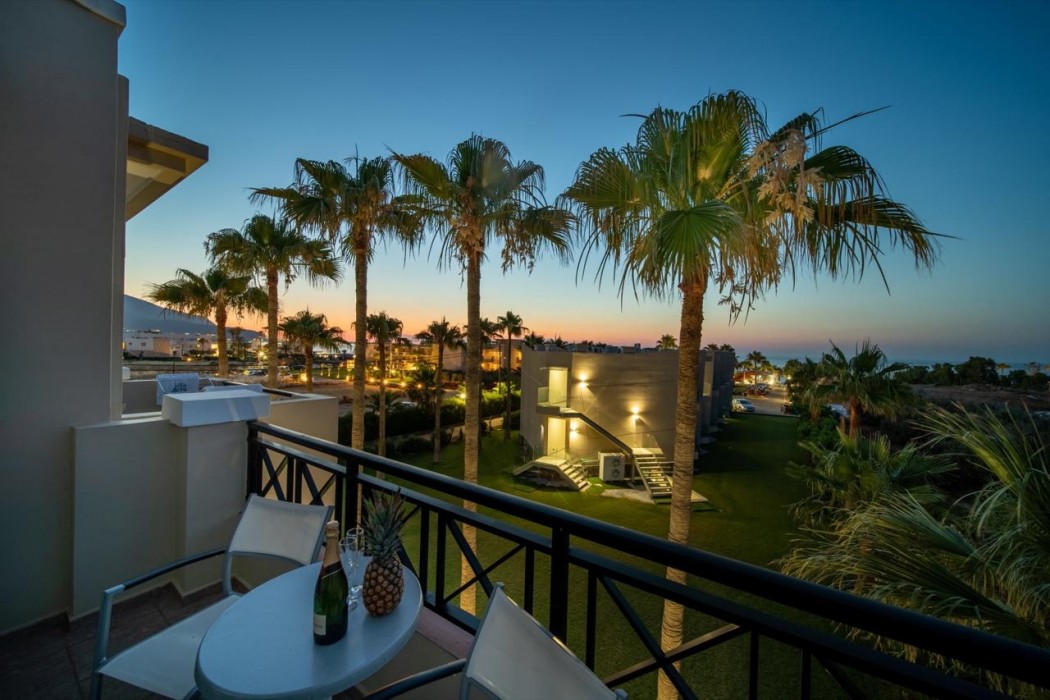 Aeolos Beach Resort Crete 28/92
