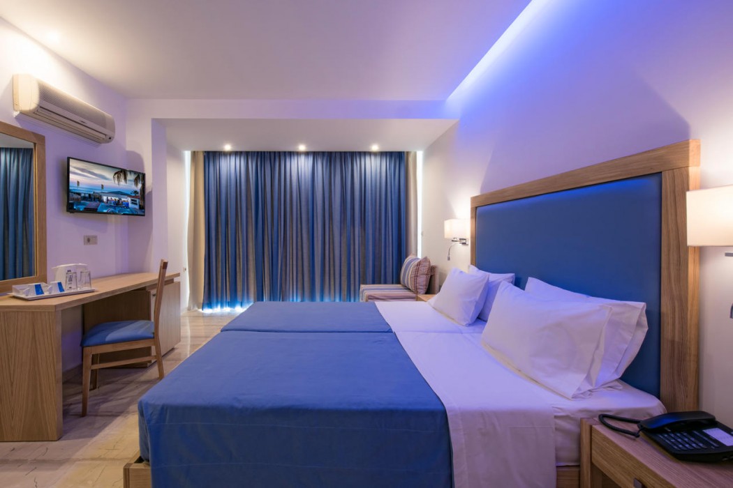 Aeolos Beach Resort Crete 21/92