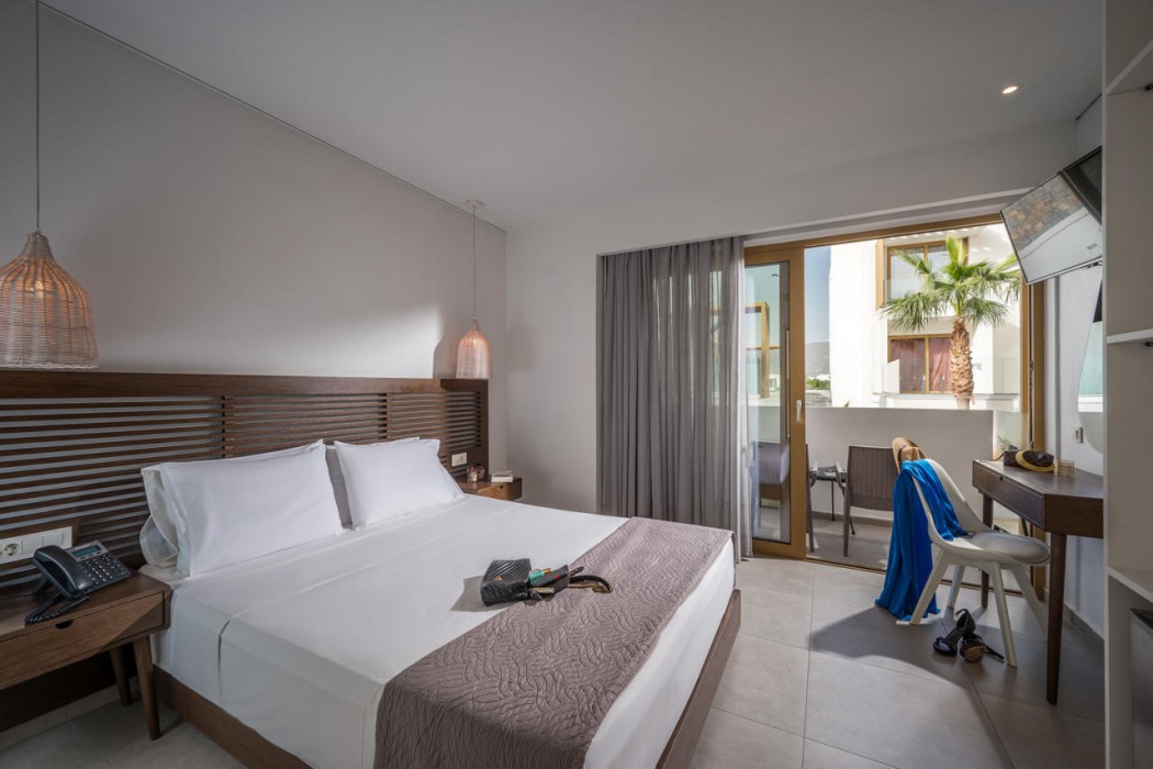 Meropi Hotel and Apartments 26/69