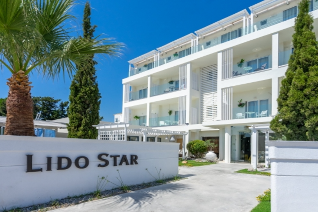 Lido Star Beach photo1