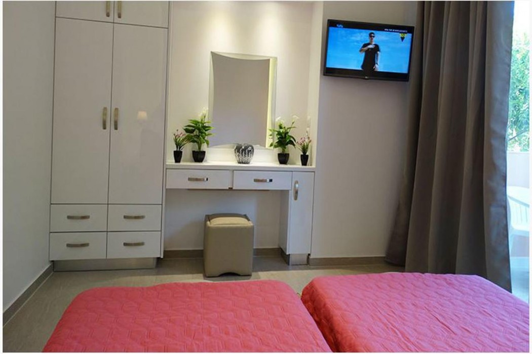 Makis Louvlis Luxury Apartments 20/58
