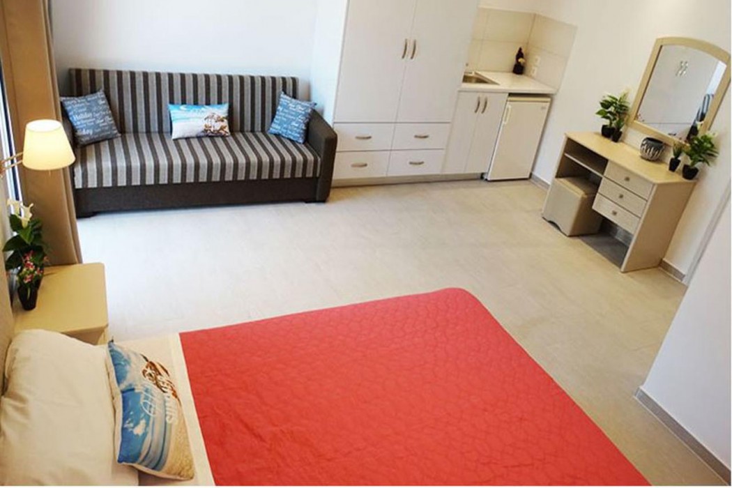 Makis Louvlis Luxury Apartments 19/58