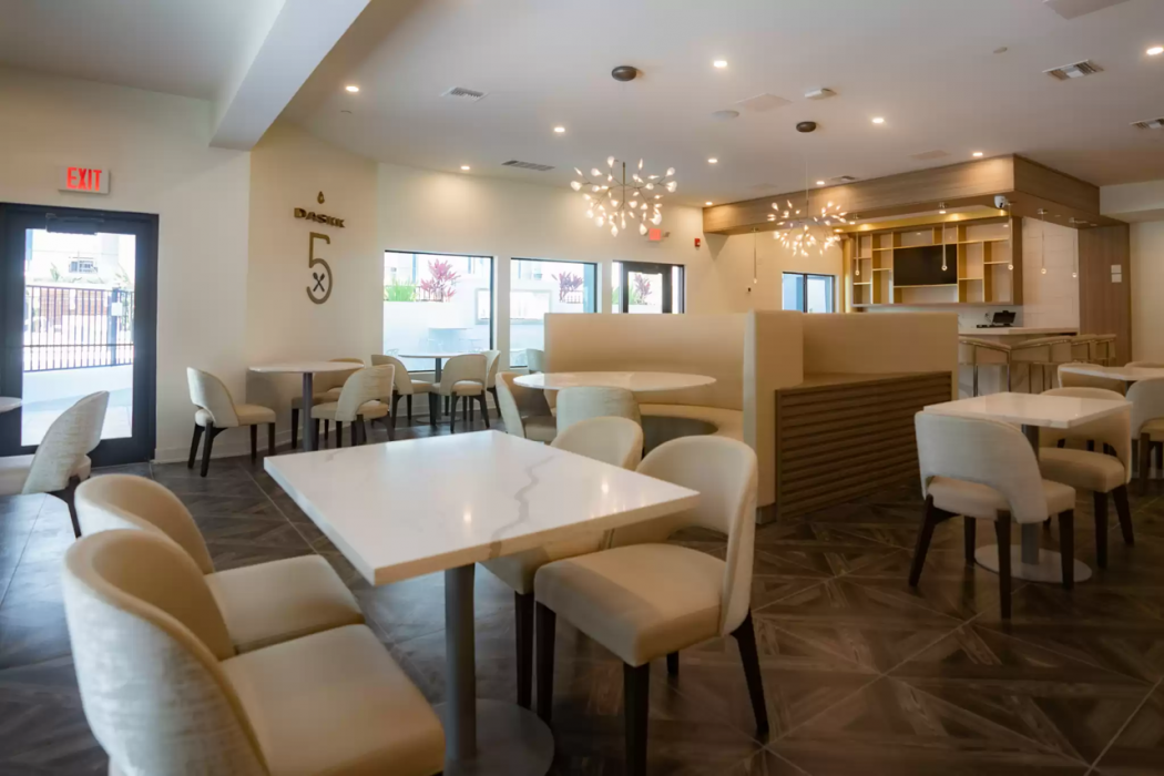 DASKK Orlando Hotel near Universal Blvd, an Ascend Collection Hotel 24/57