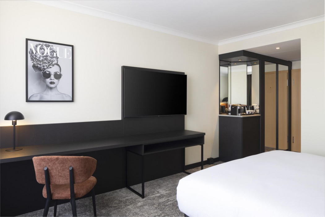 Hilton Duesseldorf 8/48