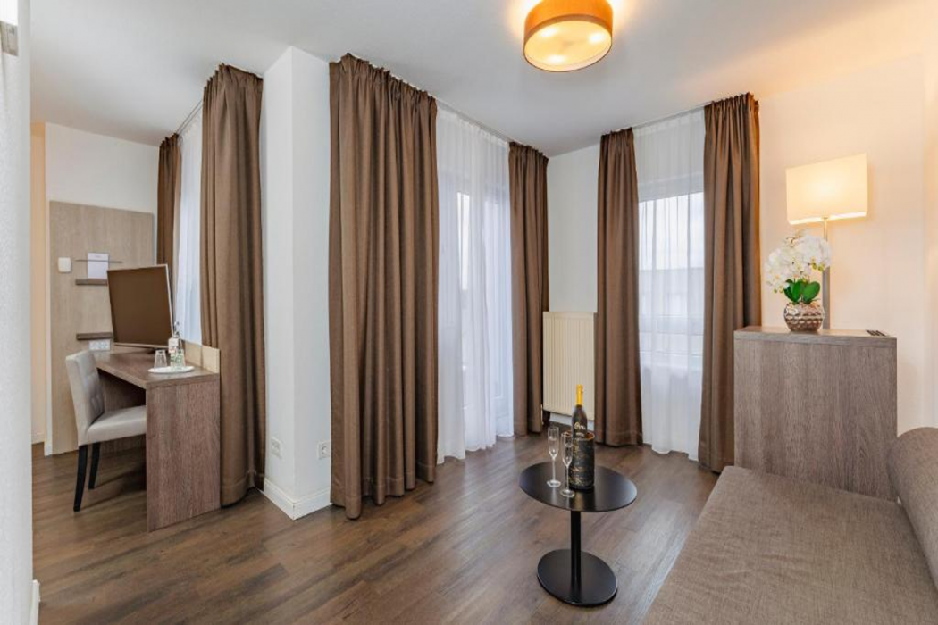 Hotel PLAZA INN Karlsruhe Nord 10/12