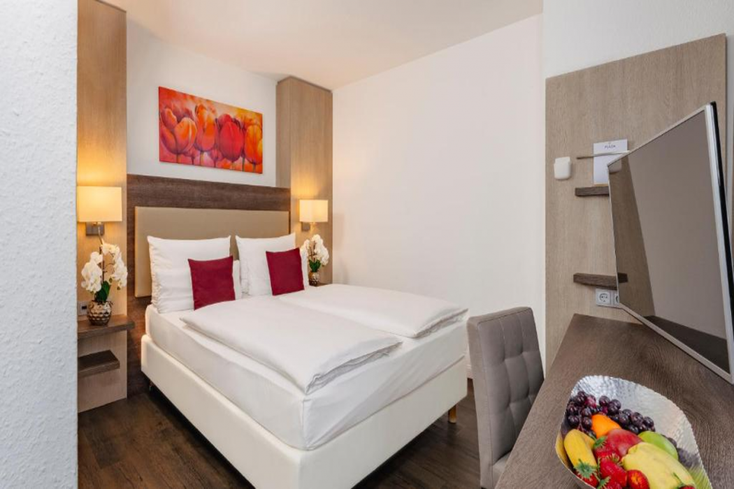 Hotel PLAZA INN Karlsruhe Nord 7/12