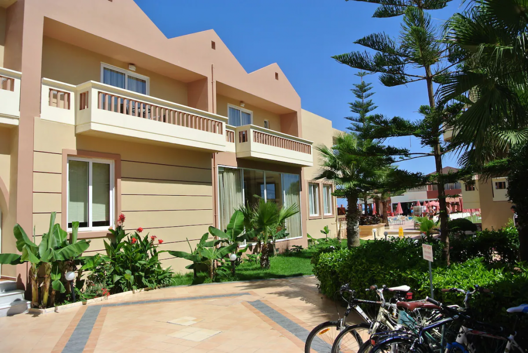 Castro Beach Hotel photo3
