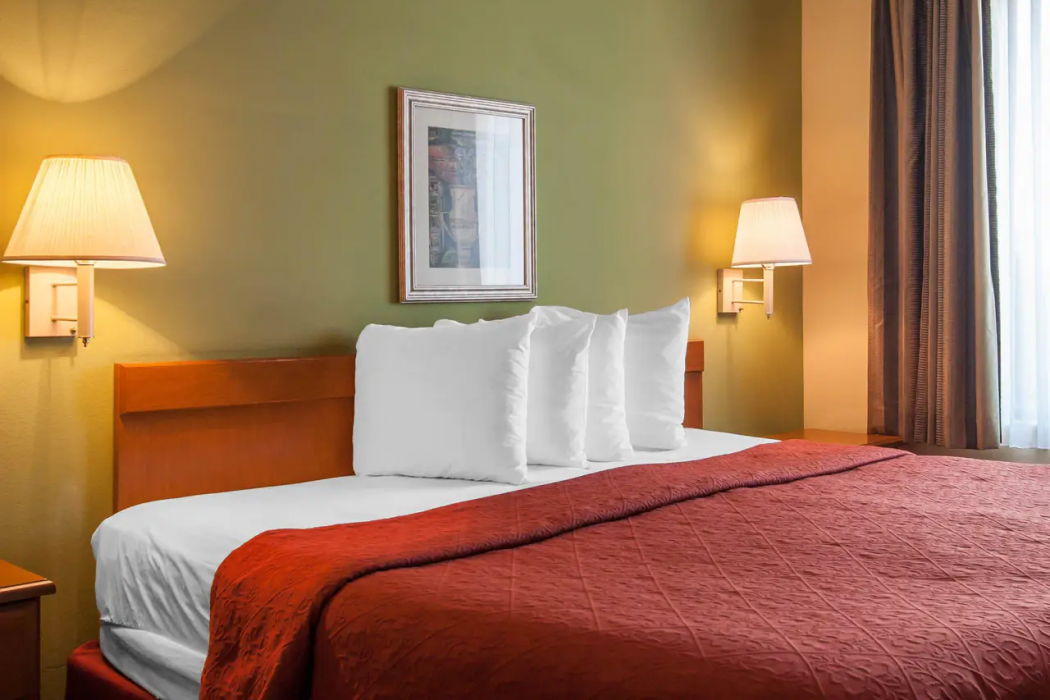 Quality Inn Joplin I-44 10/28