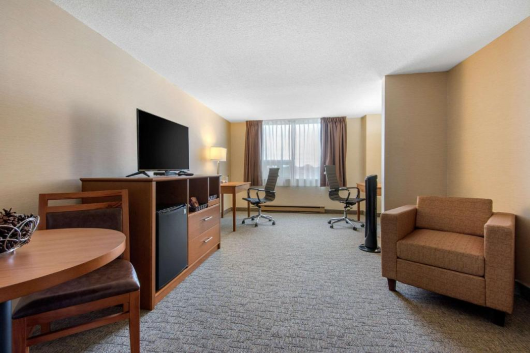Quality Inn & Conference Centre Downtown 7/21