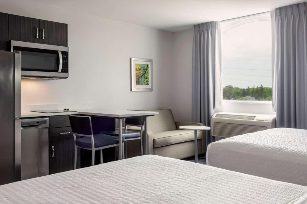 Quality Inn and Suites Winnipeg 11/26