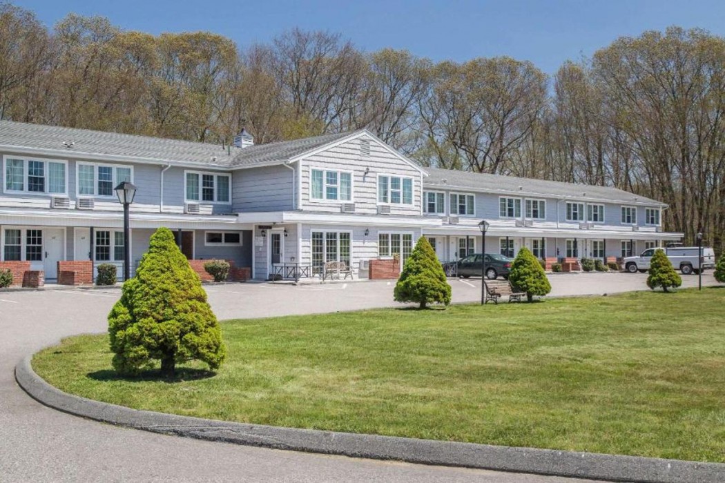 Rodeway Inn Waterford - New London 3/29